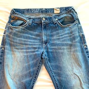 Men’s Ariat low rise bootcut